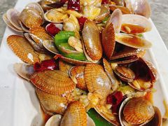 -四川小胡子海鲜(丁村万人海鲜广场店)