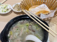 -闫家驴肉老店(华电一校店)