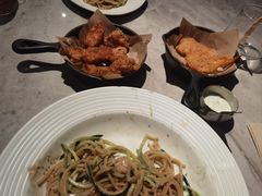 -必胜客(阿诗玛店)