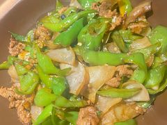 青椒花猪肉-吃饭皇帝大土家民族菜(正大广场店)