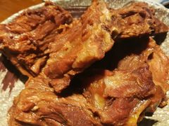 特色大铁锅烀腔骨-95号酱骨·一块豆腐(展春园西路店)