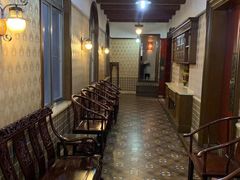 -梅龙镇酒家(南京西路总店)