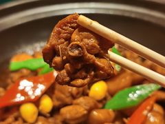 栗子滑鸡煲-上海人家花樣年华(中山公园店)