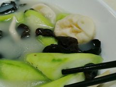 -龙凤美食(汇都店)