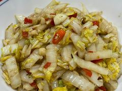 剁椒白菜-憨伢子·家常菜小食堂·有锅气の炒菜(江汉路店)