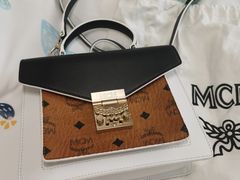 -MCM(比斯特上海购物村店)