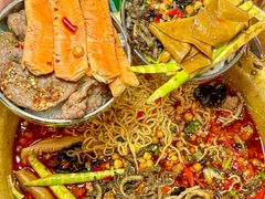 -冯三姐川渝冒肚(青年路店)