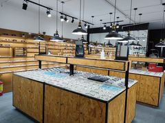 -罗伯特眼镜·蔡司官方授权(罗湖国贸店)