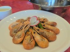 -侬佳蒸菜馆(听潮店)