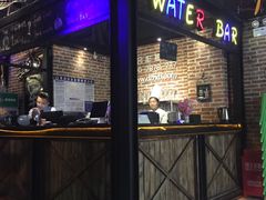 -多嘴肉蟹煲(万达店)