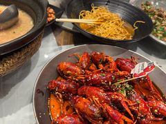 -巴厘龙虾·榜首油焖大虾(音乐学院·沿江酒馆店)