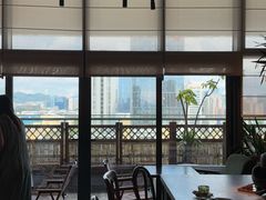 -luutosa  cafe & tea 鹿兔山