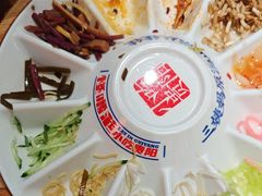 -怪噜范·老贵阳街头名小吃(鸿通城店)