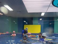 -Swim斯卫姆国际儿童游泳中心(红博中央公园店)