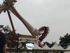 -蓝精灵乐园·世茂精灵之城主题乐园