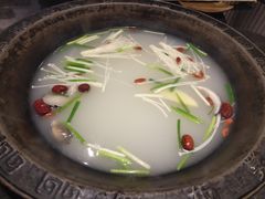 -宽板凳老灶火锅(南礼士路店)