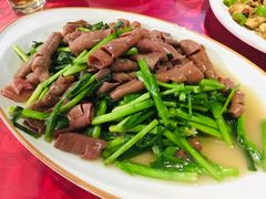 韭菜炒海肠-崴海渔村(虹梅路店)