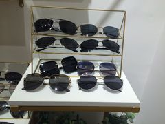 -肆兮眼镜·蔡司·徕卡战略合作店(大坪店)