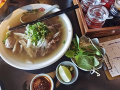 -大头虾越式风味餐厅(光明广场店)