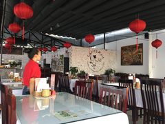 -Lanterns Vietnamese Restaurant
