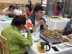 -乡土特色.冷锅鱼.牦牛肉汤锅