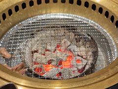 -山川小町·极番烧肉(新地假日广场店)