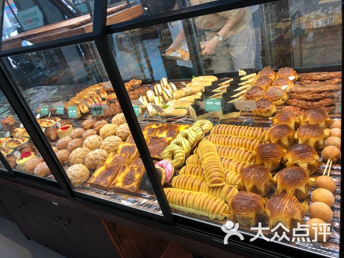 米兰米苏图片 - 第4张