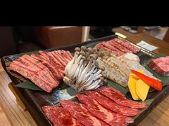-炼火烤肉店