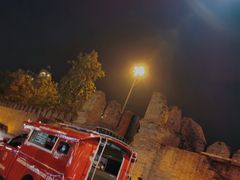 -周日夜市