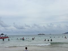 -亚龙湾中心广场