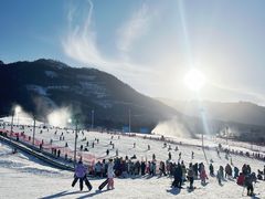 -鳌山滑雪度假区