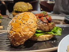 -Let'sBURGERplus·非常创意汉堡(三里屯店)