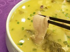 山药酸菜烧猪肚-龙凤瓦罐煨汤馆(清江东路店)