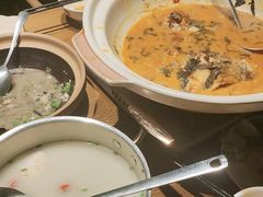 -湘力力小院·鱼汤泡饭(枫林路店)