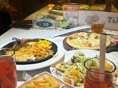 -汤姆家的牛排意面披萨(融创茂店)