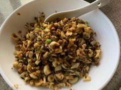 -老唐三下锅 ·张家界地标美食(溪布街店)