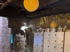 -暴风岛沉浸式体验馆(百联世纪店)