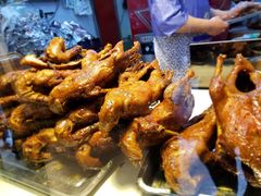 -王浩儿纪六孃甜皮鸭(东大街店)