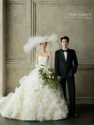 -雪中彩影婚纱摄影·微光艺术中心