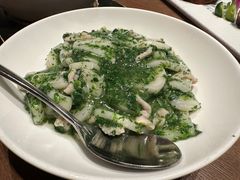 荠菜肉丝炒年糕-十里弄堂(K11店)