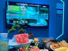 -唯爱KTV聚会餐厅(仙林东城汇店)