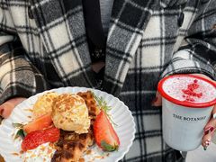 莓烦恼华夫饼-十一咖啡(青年大街工厂店)