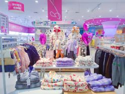 -孩子王童乐园(余姚万达店)