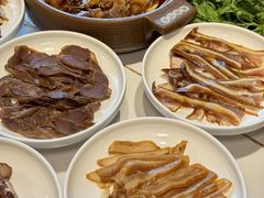 -老鼎万春卤菜(五代传承创始老店)