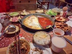 -赵美丽·重庆社区火锅·直营店(火车东站·中豪国际店)