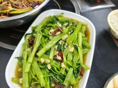 -周良天山牛杂城(天山路总店)