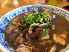 卤煮火烧-门框胡同百年卤煮(新街口店)