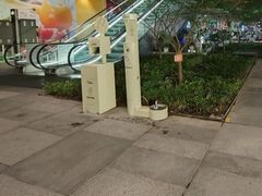 -瑞虹新天地月亮湾