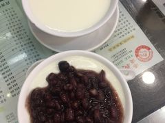 红豆双皮奶-义顺牛奶公司(庇利金街店)