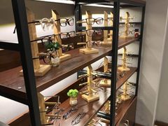 -肆兮眼镜·蔡司·徕卡战略合作店(大坪店)